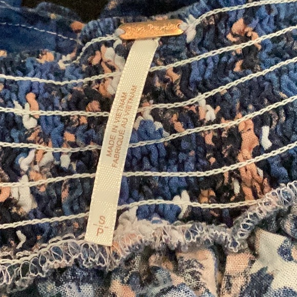 💥PRICE DROP💥 Blue Floral Pattern Play Dress - Picture 5 of 6